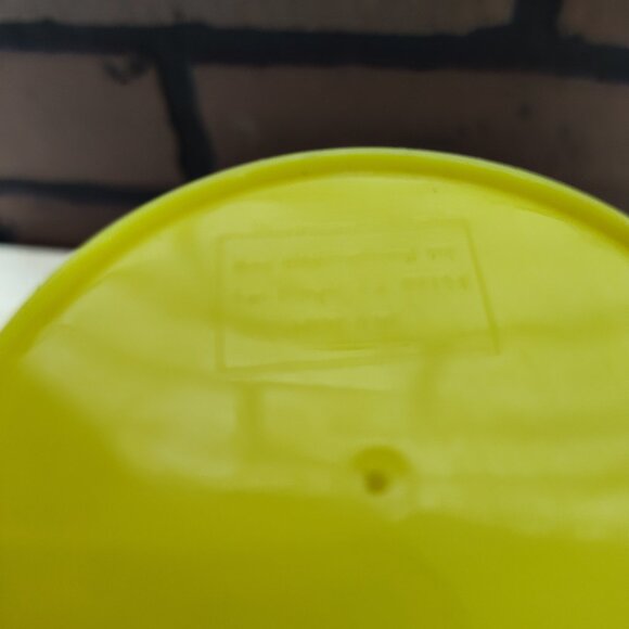 Nesquik Chocolate Strawberry Milk cup with spoon - Picture 7 of 10